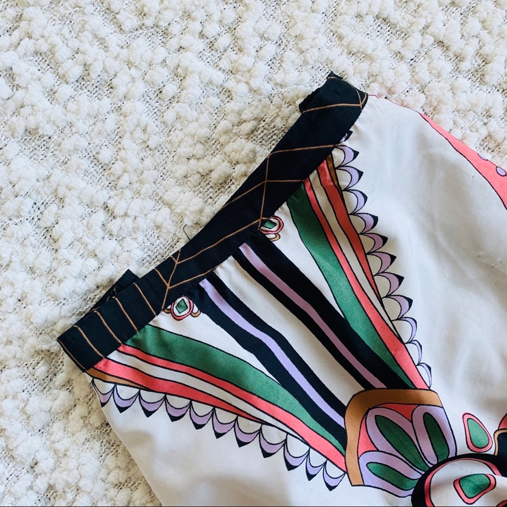 SOLD•Full Skirt• - Picture 2 of 8